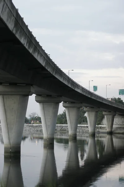 Kasım 2005 Yuen Long Highway Deki Üstgeçit — Stok fotoğraf