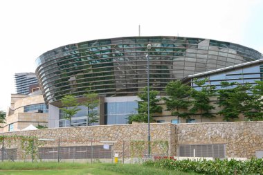 1 July 2005 Cyberport is a cluster of technology and digital content tenants.