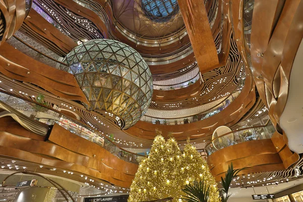 Dic 2020 Bonito Árbol Navidad Con Tema Oro Centro Comercial —  Fotos de Stock