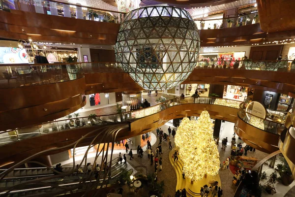 2020年12月21日 圣诞装饰在香港K11商场 — 图库照片