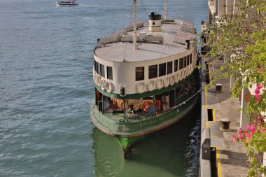 15 Mayıs 2021 Wan Chai kıyı şeridinde yeni yıldız feribot iskelesi.