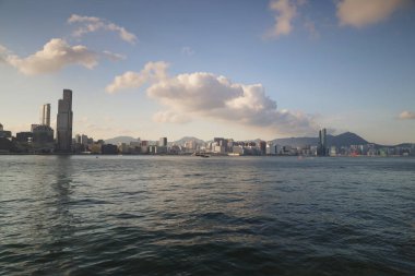 15 Mayıs 2021 Kowloon 'un doğusu, Wan Chai manzaralı.