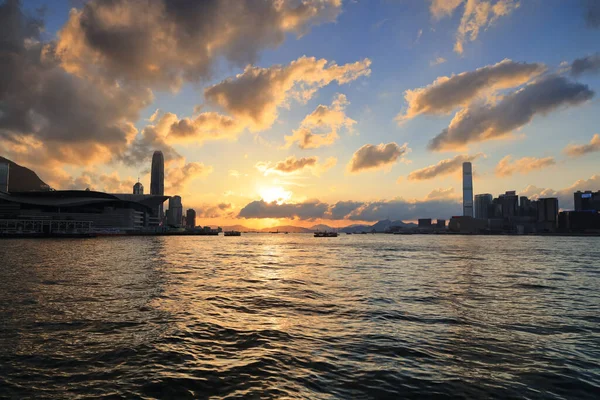 Mayo 2021 Atardecer Victoria Harbour Gateway Skyline Hong Kong — Foto de Stock