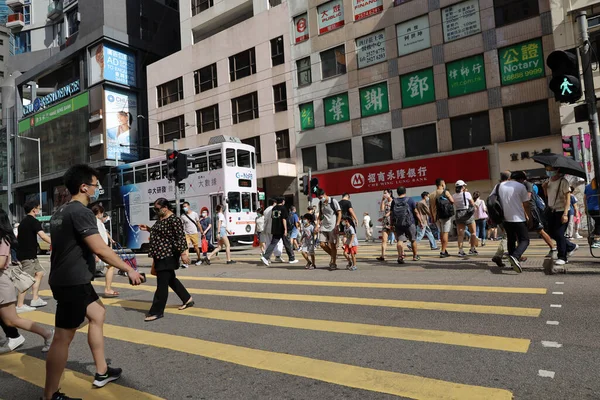 May 2021 Office People Shoppers Cross Johnston Road — Stock Photo, Image