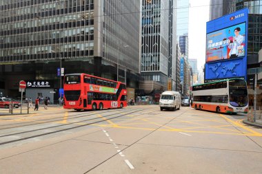 18 Mayıs 2021 işlek sokak manzarası, Des Voeux Road Central, hk