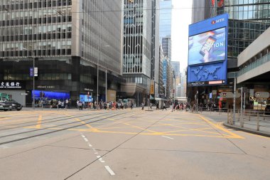 18 Mayıs 2021 işlek sokak manzarası, Des Voeux Road Central, hk