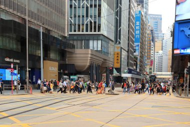 18 Mayıs 2021 işlek sokak manzarası, Des Voeux Road Central, hk