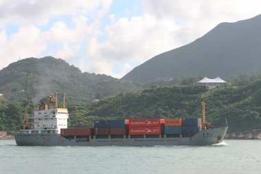 19 Eylül 2005. Lei Yue Mun Kanalı 'ndaki kargo dükkanı.