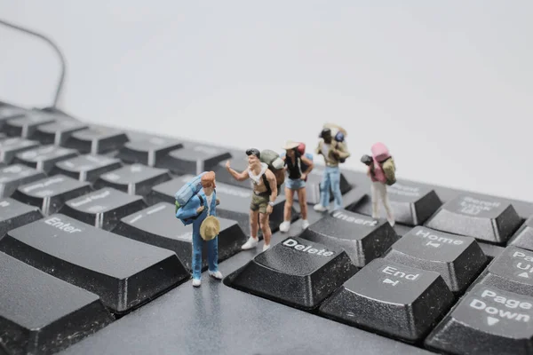 Mochileiros Miniatura Cima Teclado — Fotografia de Stock