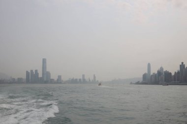 16 Mart 2021. Hong Kong 'un Victoria Limanı.