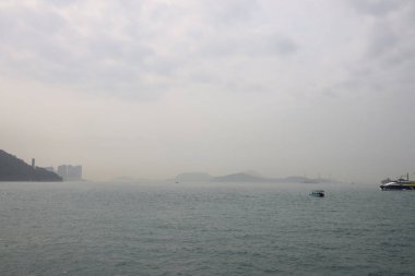 16 Mart 2021 Hong Kong 'un önünde, Hong Kong' un batısında.