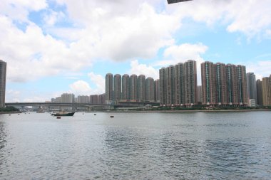 2 Temmuz 2005. Rambler Kanalı Hong Kong 'un yerleşim bölgesi.