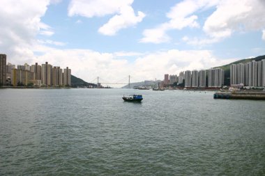 2 Temmuz 2005. Rambler Kanalı Hong Kong 'un yerleşim bölgesi.