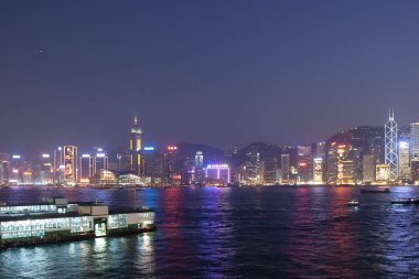 17 Aralık 2005 Tsim Sha Tsui Kültür Merkezi, Saat Kulesi ile Feribot İskelesini Başlat