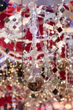 17 Aralık 2005. Alışveriş merkezinde Noel Dekorasyonu.