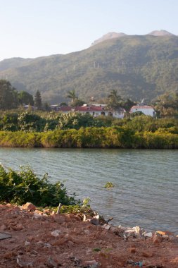 11 Aralık 2005 Heung Chung Köyü kıyısı, sai kung 