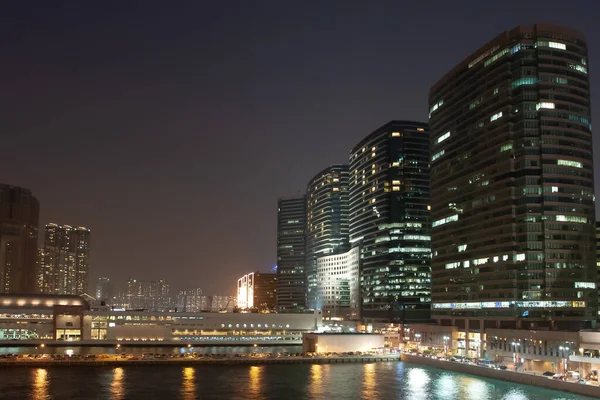 17 Aralık 2005, gece ofis binası, TST, hk