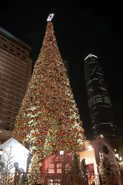 17 Aralık 2005 Büyük Noel ağacı ve dekorasyon Hong Kong