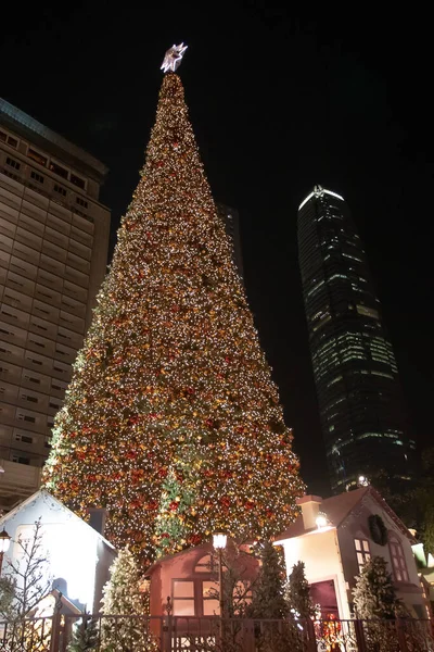 17 Aralık 2005 Büyük Noel ağacı ve dekorasyon Hong Kong