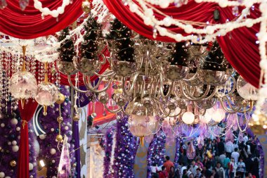 19 Kasım 2005 Tsim Sha Tsui AVM 'de Noel süslemeleri