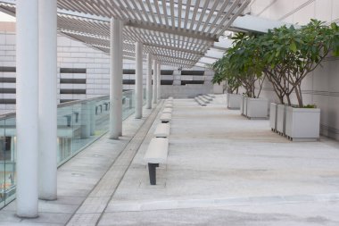 19 Nov 2005 the roof Courtyard at the top of IFC mall