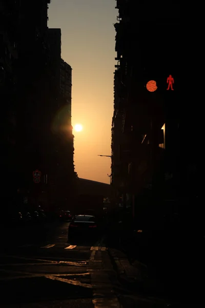 Coucher Soleil Dans Rue Travers Midtown Shek Tong Tsui Avril — Photo