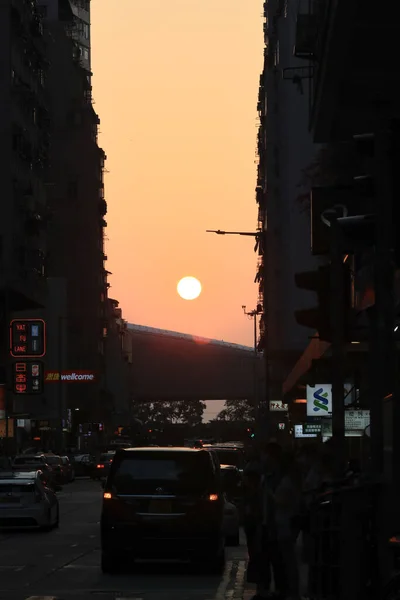 Zonsondergang Straat Door Midtown Shek Tong Tsui April 2021 — Stockfoto