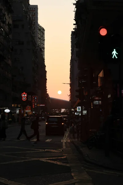 Coucher Soleil Dans Rue Travers Midtown Shek Tong Tsui Avril — Photo