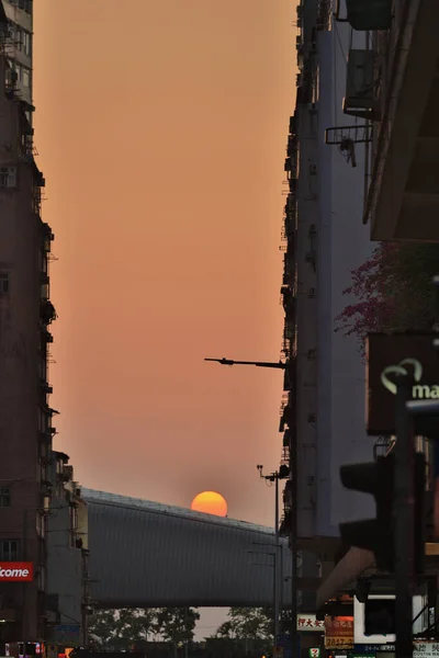 Şehir Merkezinde Gün Batımı Shek Tong Tsui Nisan 2021 — Stok fotoğraf