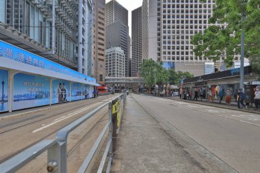 18 Haziran 2021. Bank Street, Hong Kong tramvay istasyonu.