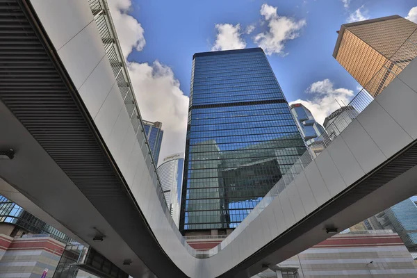 Června 2021 Moderní Kancelářská Budova Mrakodrapu Zdola Hong Kongu — Stock fotografie
