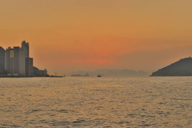 Kennedy Town, Belcher Bay, Hong Kong manzaralı.