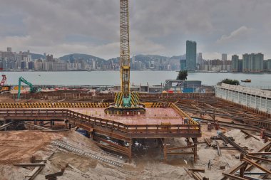 25 Haziran 2021 Kai Tak Geliştirme 'de yapım aşamasında.