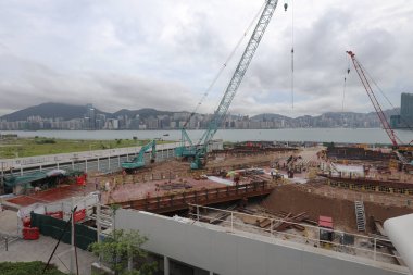 25 Haziran 2021 Kai Tak Geliştirme 'de yapım aşamasında.