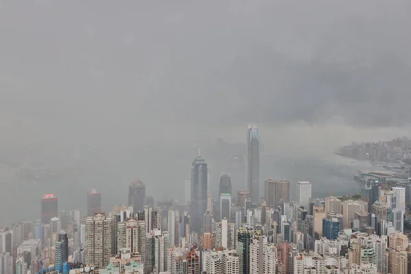 Jue 2021 Pohled Panorama Budovy Bouří Období Dešťů Victoria Peak — Stock fotografie