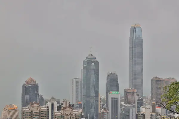 Jun 2021 Bekijk Skyline Gebouw Met Storm Regenseizoen Victoria Peak — Stockfoto