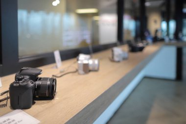 11 Mart 2021 'de Hong Kong' daki kilise gösterisi salonunda.