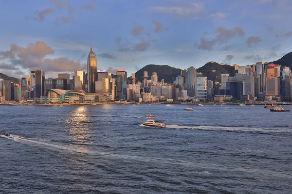 2021年7月10日香港の有名なランドマーク スターフェリーが完了 — ストック写真