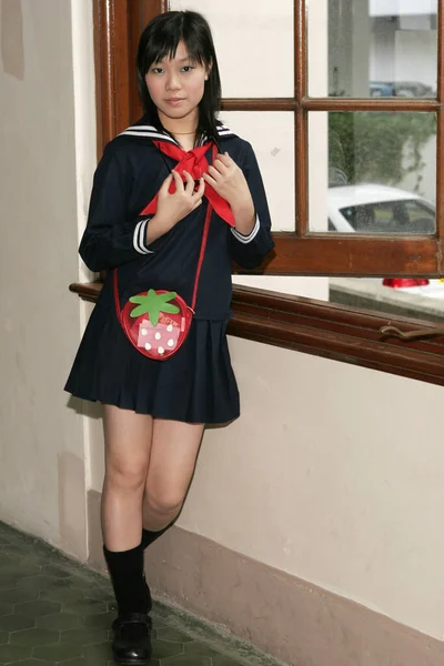 2005年11月20日パーティーでの日本のアニメコスプレ女性の肖像 — ストック写真
