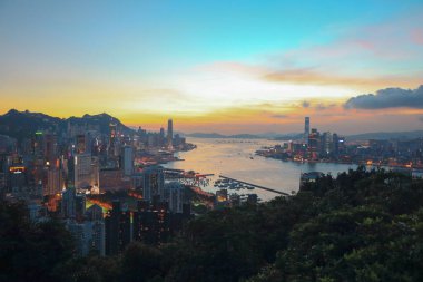 Kızıl Tütsü Yakma Zirvesi 'nde Hong Kong' un alacakaranlığı 9 Temmuz 2021