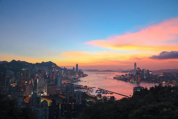 2021年7月9日在红香炉山顶观景的香港景观 — 图库照片