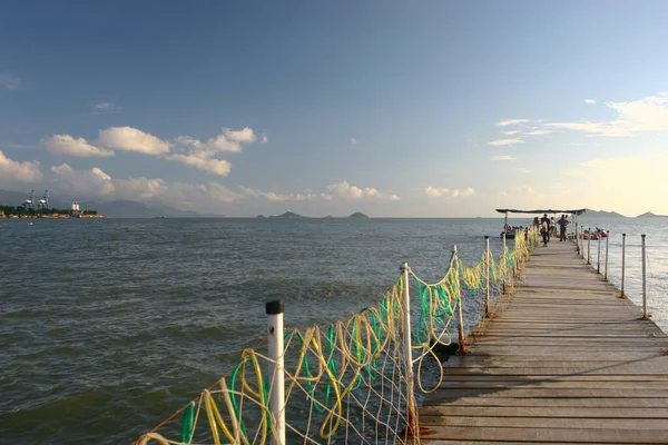 Pontoon Jetty ามน Lung Kwu Tan — ภาพถ่ายสต็อก