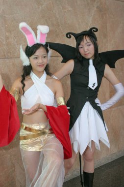 30 Temmuz 2005 Comic Party 'deki güzel Cosplayer,