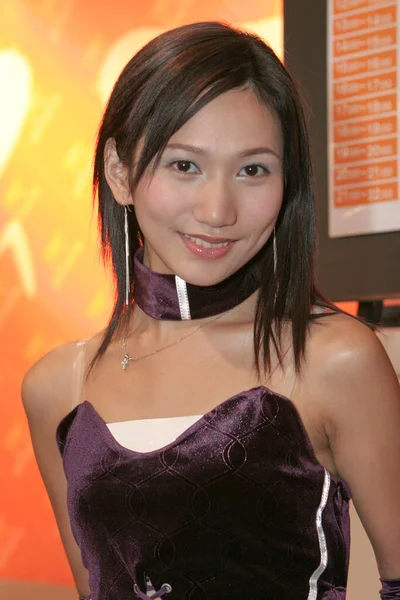 กรกฎาคม 2005 ความงาม Cosplayer ระหว างปาร การ — ภาพถ่ายสต็อก