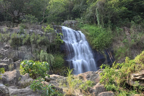 Julio 2021 Flujo Agua Caída Principal Las Cascadas Silvermine Lantau — Foto de Stock