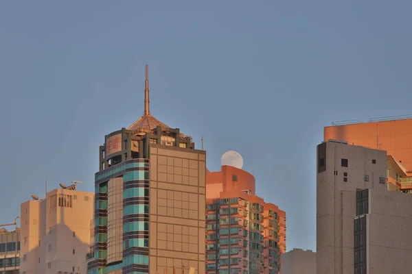 Lipca 2021 Pełnia Księżyca Budynkiem Hongkongu — Zdjęcie stockowe