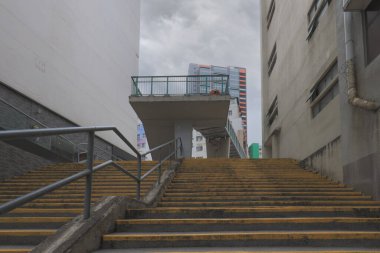 31 Temmuz 2021 Sanayi Binası arasındaki geçit, ara sokak.