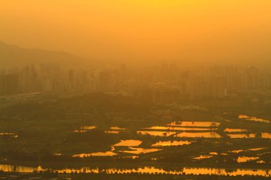Kai Kung Leng manzarası, Nam Sang Wai 'nin balık göleti, Yuen Long