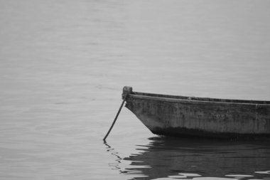 Liman 'daki balıkçı tekneleri Dawn Lau Fau Shan, Hong Kong