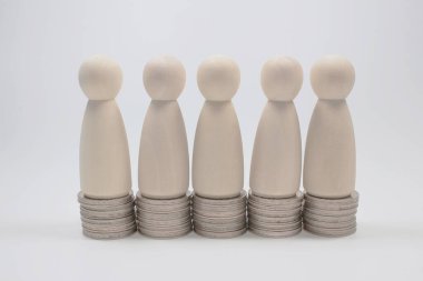 Yığılan Bozuklukları Artırma Üzerine Ahşap Bir Şekil 